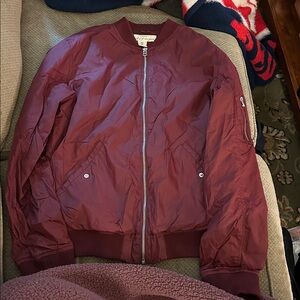 H&M Men's Burgundy Bomber Jacket, Size Medium